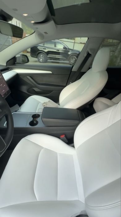 Продам Tesla model 3