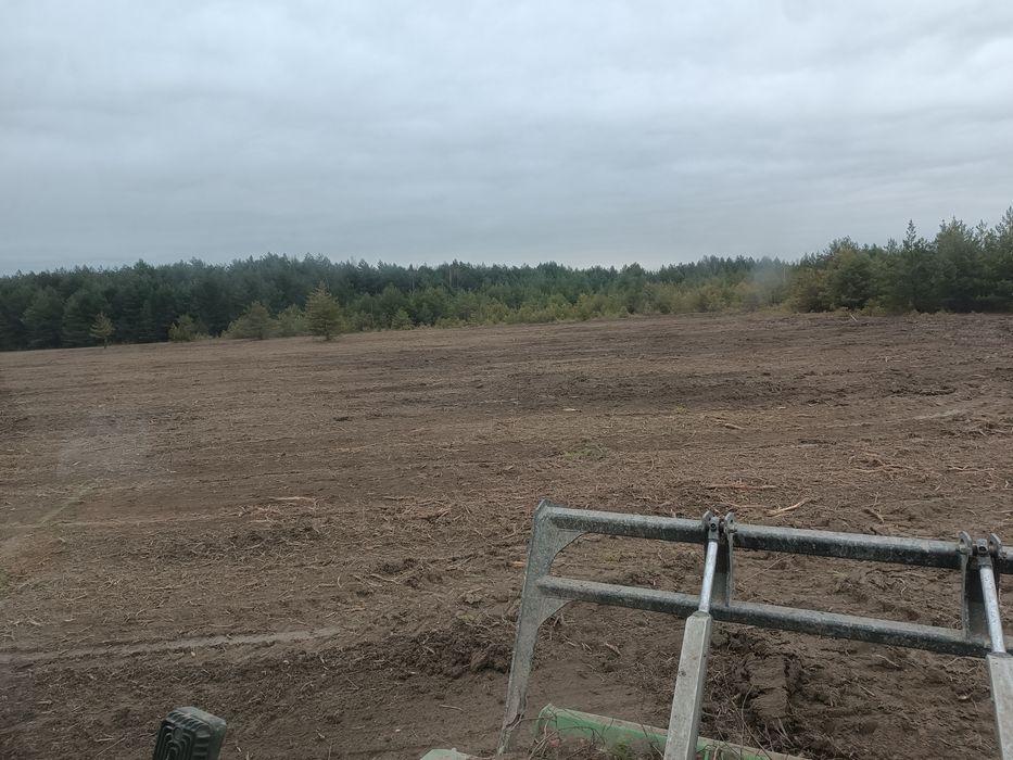 Mulczer leśny wgłębny wycinka drzew przywracanie gruntów rolnych