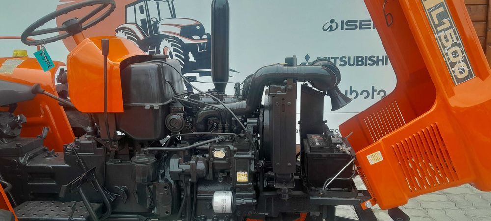 Trator Kubota L1500, 4x2 , 2 cc, ótimo estado