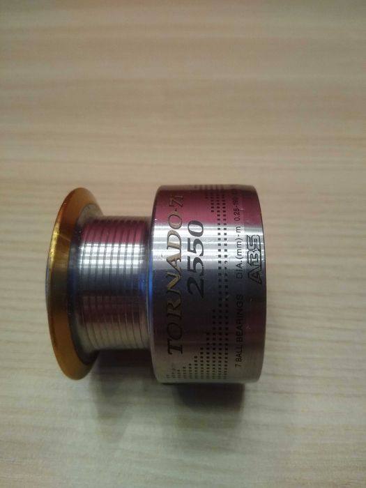Szpula Daiwa Tornado 7i 2550