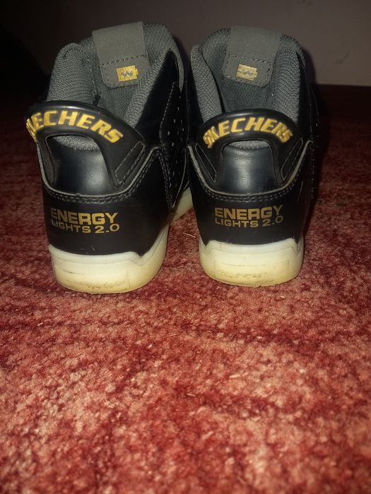 Дитячі кросівки з лед- підсвіткою skechers