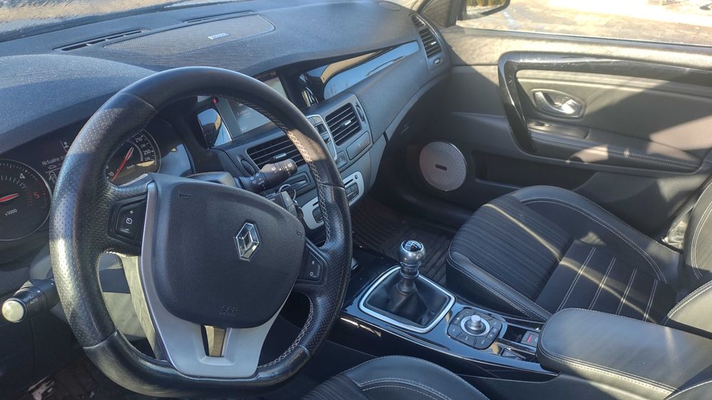 Renault Laguna 3. 2.0.Dci 150 koni 2014 Rok