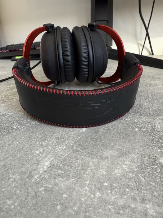 Ігрові навушники HyperX Cloud II Black/Red  Ігрові навушники HyperX Cloud II Black/Red (KHX-HSCP-RD/4P5M0AA) новые