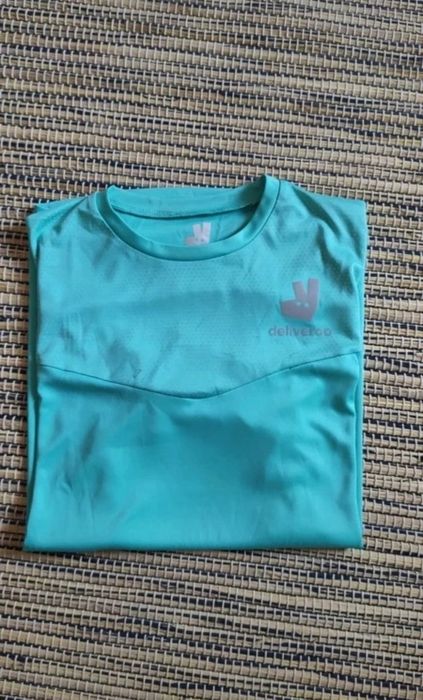 Męska koszulka sportowa Deliveroo