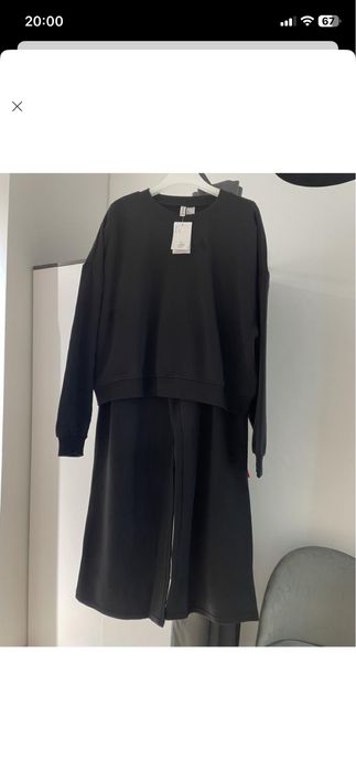 Новмй костюм H&M, L
