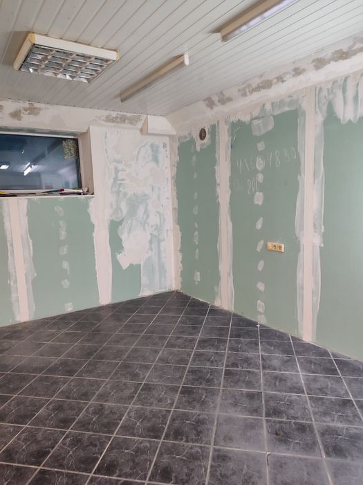 75м2, окремий вхід з вулиці, вул. Васильківська 42, Голосіївський р.