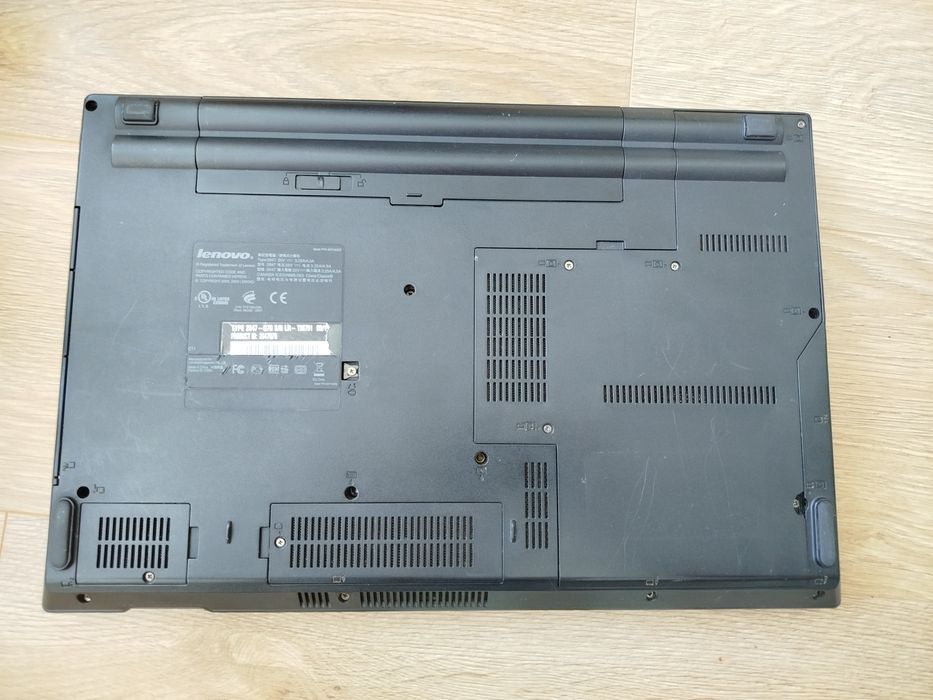 Хороший,надійний та міцний ноутбук Lenovo ThinkPad SL510/Екран15.6"/Ram 6GB/АКБ до 3год