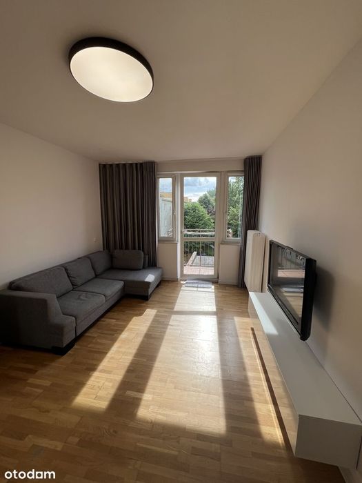 CENTRUM - Duża kawalerka z balkonem + SAUNA