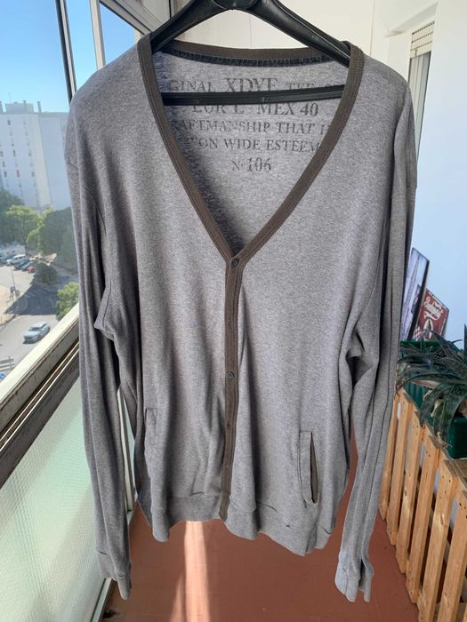 Cardigan Malha Fina Pull&Bear XDYE Cinzento – Tamanho L – Gola V