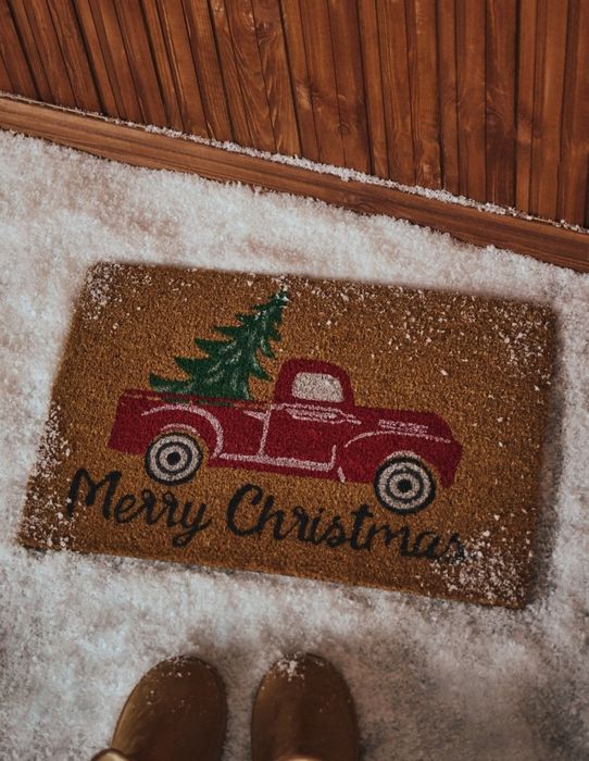 Świąteczna wycieraczka do domu nowa z metką samochód z choinką Sinsay