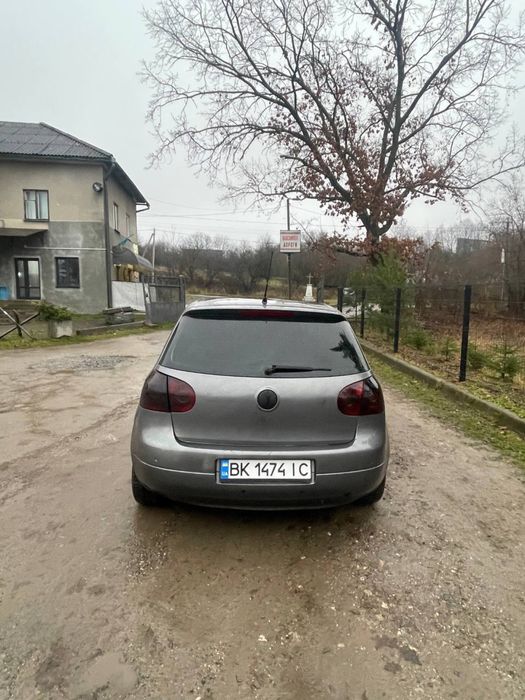 Wolkswagen golf5 1.9