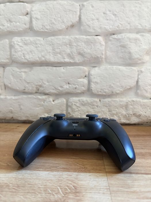 Pad do konsoli ps5