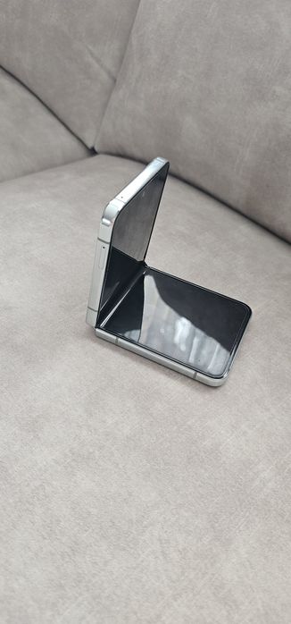 Samsung galaxy Z Flip 5 miętowy