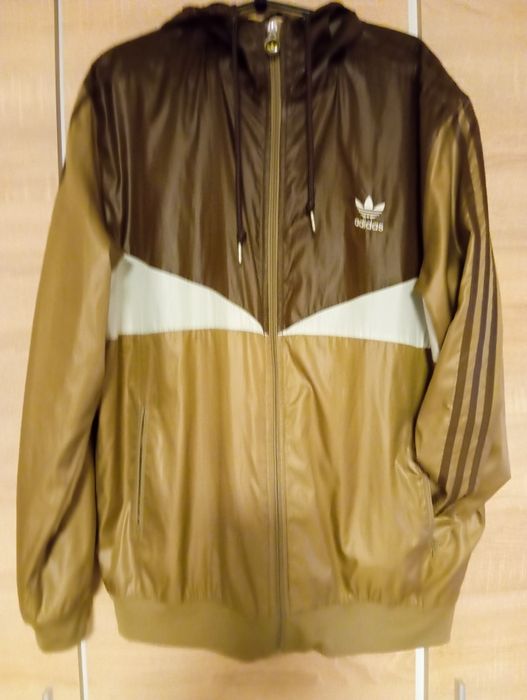 Пуховик в отличном состоянии