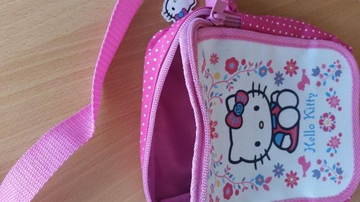 NOVAS | Malas Hello Kitty e Violetta da Disney