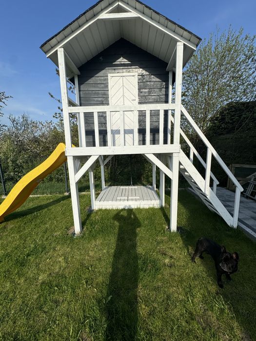 Domek dla dzieci na drzewie duzy