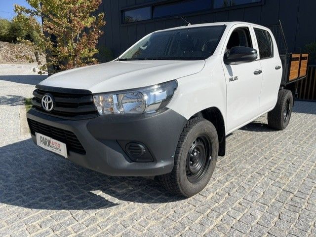 Toyota Hilux 2.4 D-4D 4WD CD CH