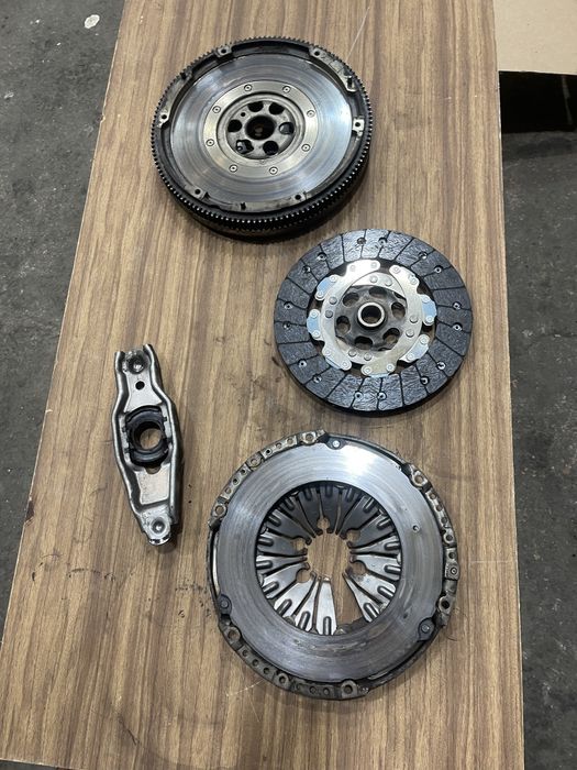 600001600 Комплект сцепления с двухмассовым маховиком VAG