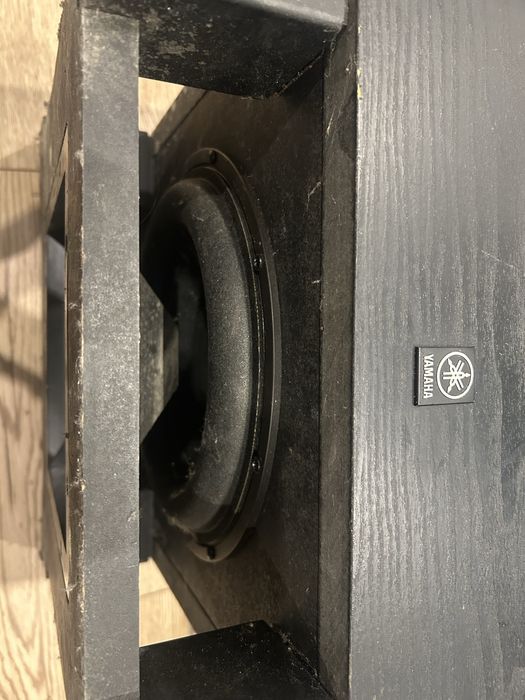 Subwoofer yamaha yst-sw800 (sama skrzynia i glosnik)