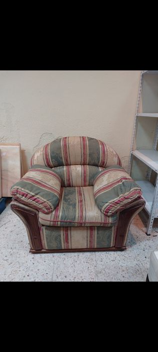 Sofa cama e sofas individuais