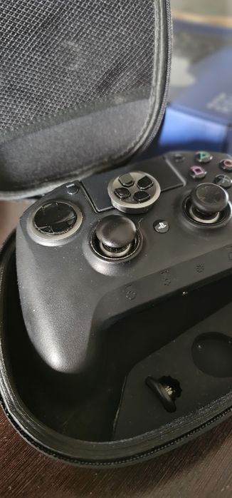 Razer Raiju Ultimate PS4\PC - compatível com ps5