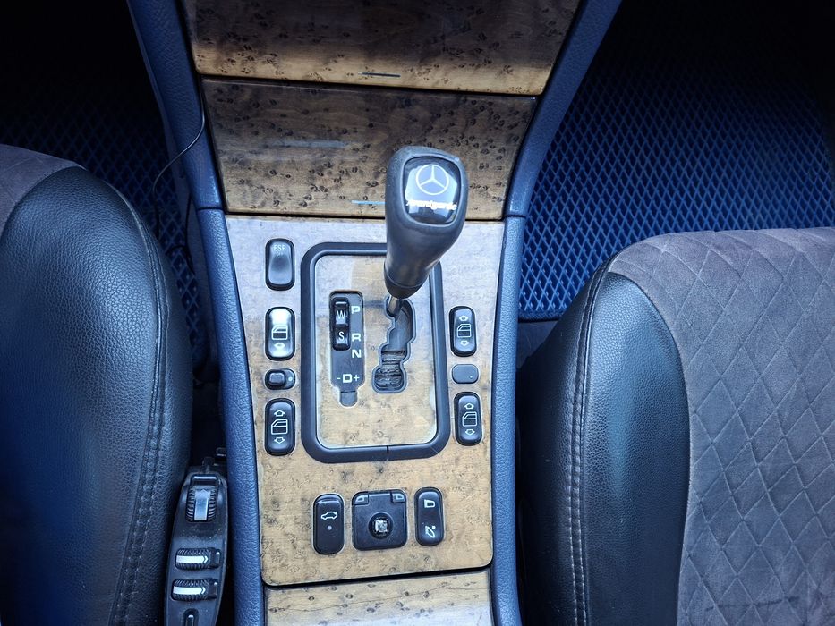 Mercedes W210 2.7 cdi.Avtomat.