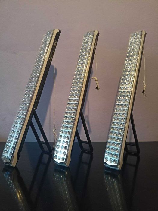 Яскравий акумуляторний аварійний світильник 90 LED