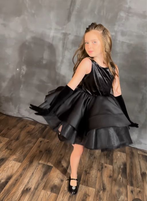 Сукня продаж оренда.