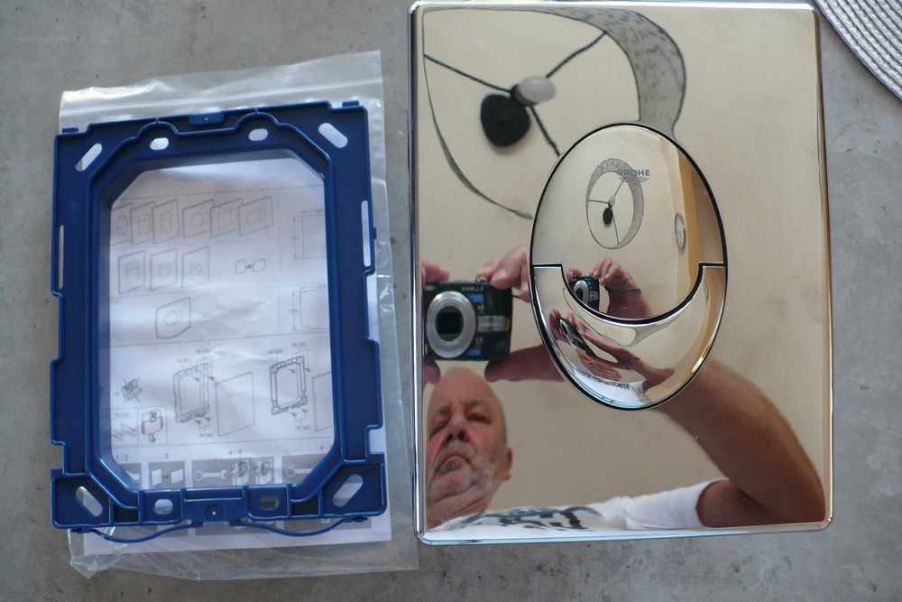 Przycisk spłukiwania wody pneumatyczny GROHE SREBRNY