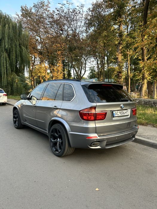 Продам BMW X5 e70 / 40d m paket!