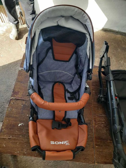 Продам дитячу коляску 3 в 1 Sonic  Verdi plus