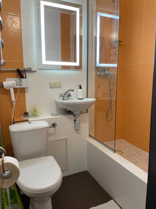 Подобово 1 кімн Квартира  «Сапфір» в тихому центрі міста