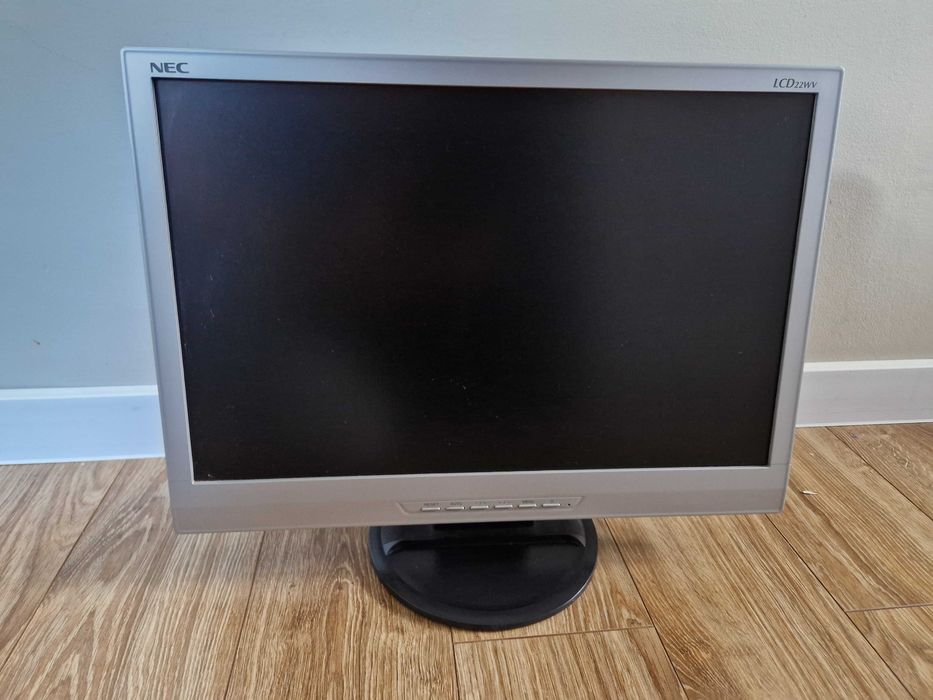 Monitor NEC LCD22WV 22" – W pełni sprawny, ładny stan + kable!