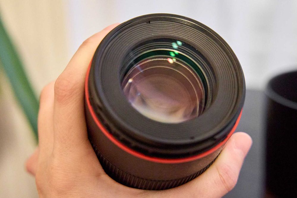 Obiektyw makro Canon EF 100 mm f/2.8L IS Macro - stan bdb!