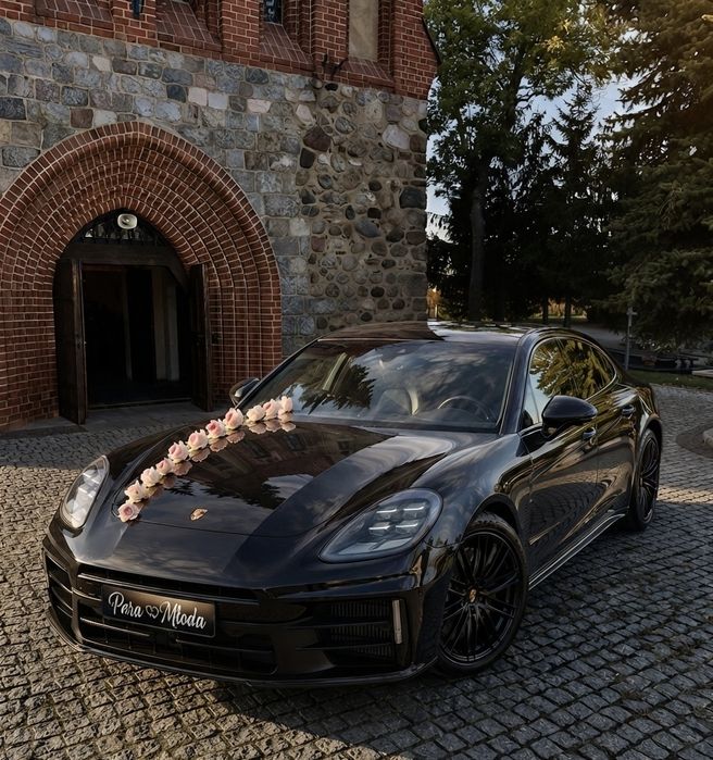 Auto do ślubu nowe Porsche Cayenne Porsche Panamera sportowe na wesele