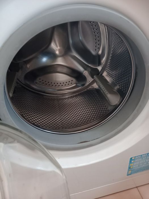 Máquina lavar indesit