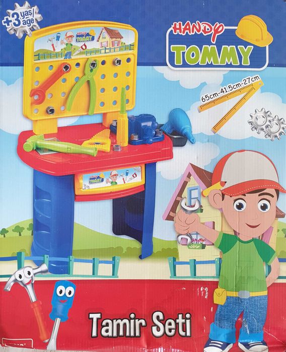 Дитячий набір-конструктор інструментів зі стійкою пластиковий (б/в).