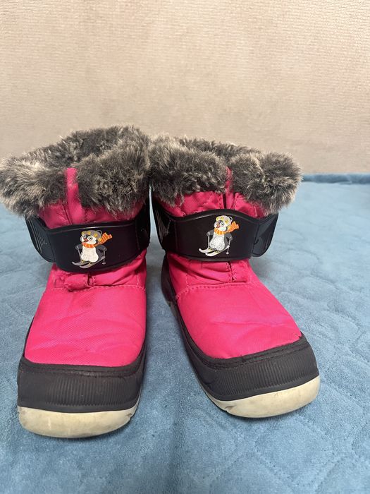 Зимове взуття для дівчинки 28р
