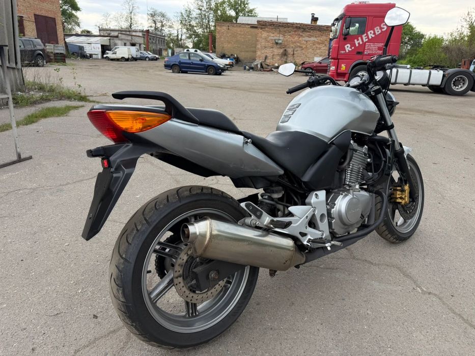 Продам мотоцикл HONDA CBF500