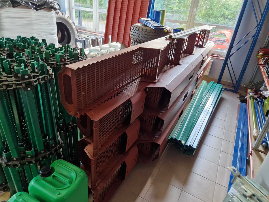Chłodnica Maska ciągnika Fortschritt ZT323 ZT303 silnik E524 IFA E514