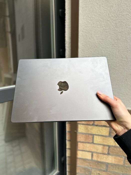 Apple MacBook Pro 14" Space Black M3 Pro 18/512 11CPU 14GPU (MRX33)