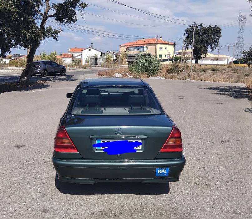 Mercedes  C180 gasolina  e GPL