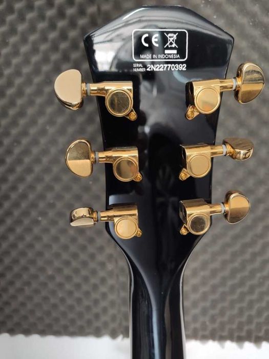 Sire Larry Carlton H7 BK