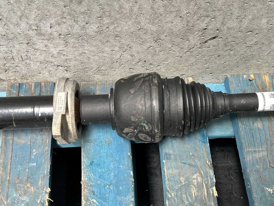 Transmissão frontal direita Mercedes Classe A 200D (2015)