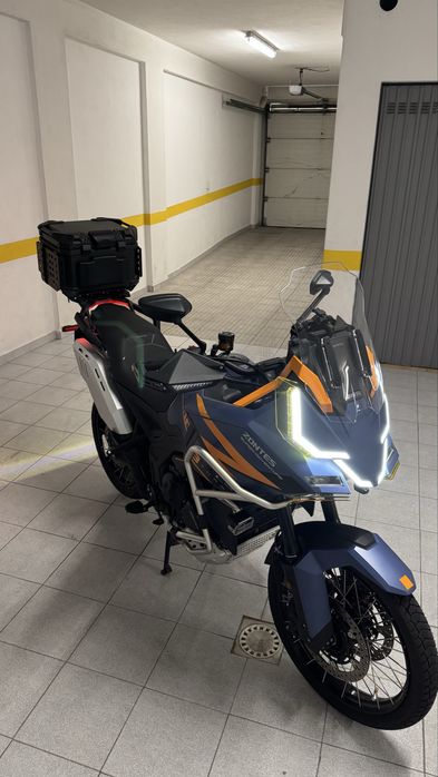 Zontes 703f  2025 2300km imaculada e com varios extras