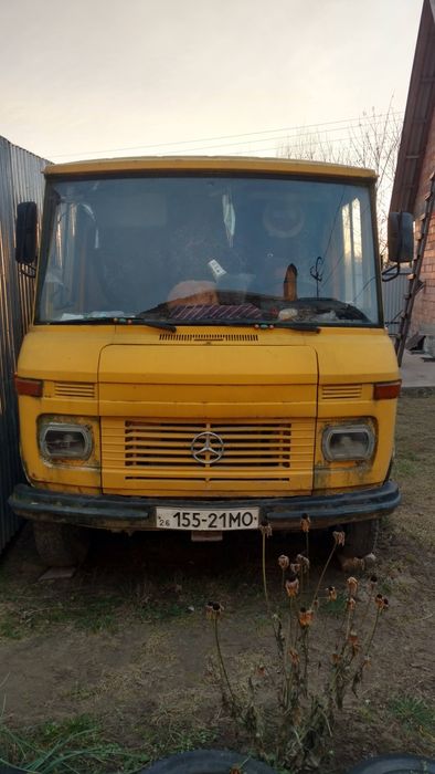 Продам автомобіль Mercedes-Benz 407