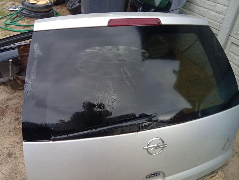 Szyba tył opel Meriva A