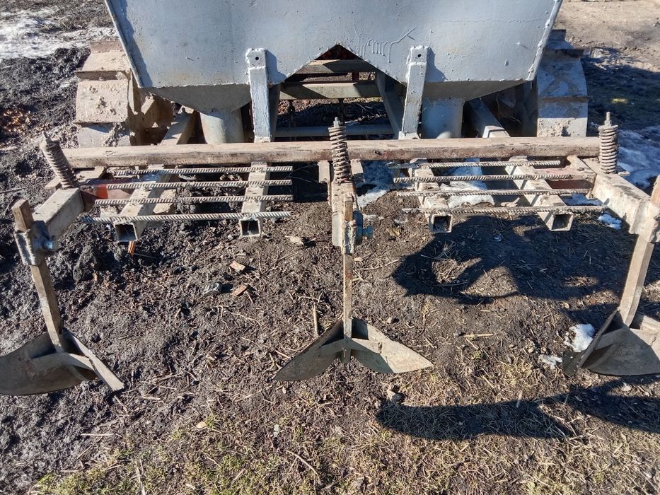 Картоплесажалка 60