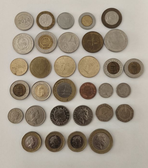 Moedas Vários Países64740954544386121