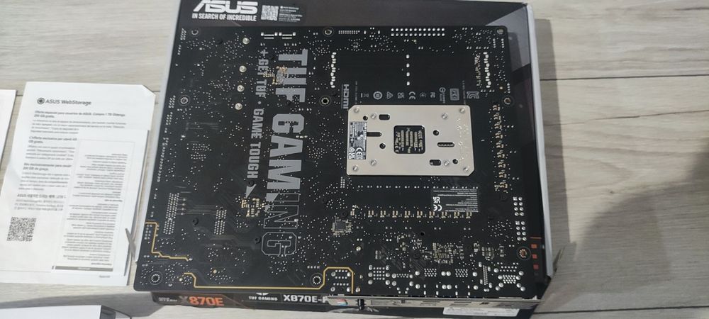 Asus x870e-plus wifi7